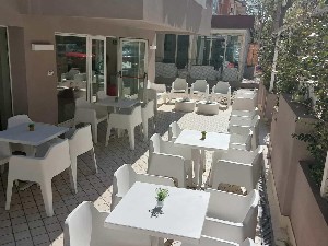 Hotel LITTLE wakacje