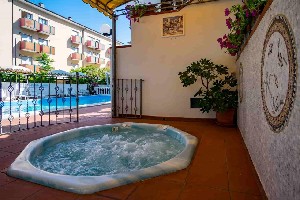 Hotel VILLA DEI FIORI wakacje