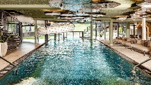 Hotel SCHWARZENSTEIN ALPINE LUXURY SPA RESORT wakacje