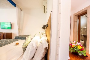 Hotel TRAVELLERS BEACH HOTEL & SPA wakacje