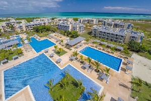 Areál hotelu Meliá Jardínes del Rey