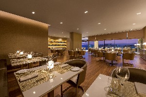 Ezra Fine Dinning