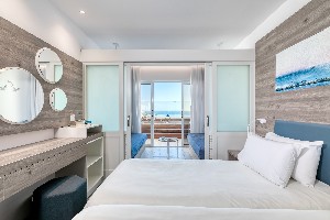 family room sea view