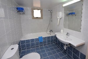 Hotel NISSIANA wakacje