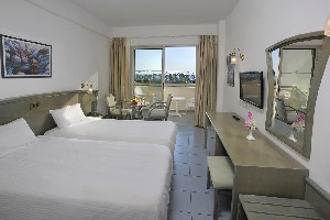 Hotel NISSIANA wakacje