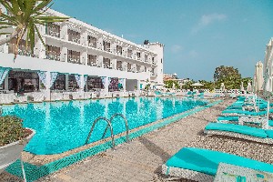 Hotel s bazénem 