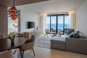1 BR Deluxe Suite
