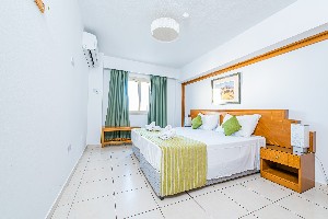 One Bedroom Standard