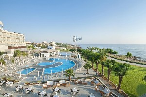 Hotel s bazénem