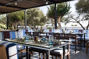 Hotel ALMYRA wakacje