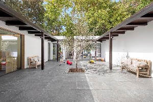 Hotel ALMYRA wakacje