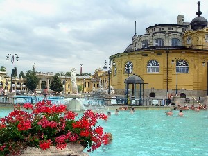 budapest-spa-646062_1920