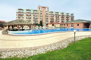 Hotel s venkovním bazénem 