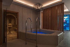 Hotel CARBONA THERMAL SPA wakacje