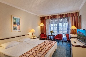 Hotel ENSANA THERMAL AQUA HEALTH SPA wakacje