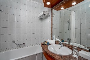 Hotel ENSANA THERMAL HEVIZ HEALTH SPA wakacje