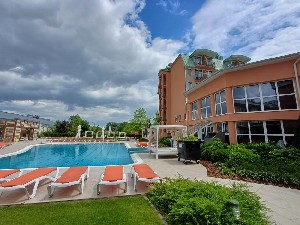 Hotel s bazénem