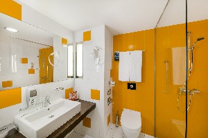 Hotel PARK INN BY RADISSON SÁRVÁR RESORT & SPA wakacje