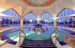Hotel PARK INN BY RADISSON SÁRVÁR RESORT & SPA wakacje