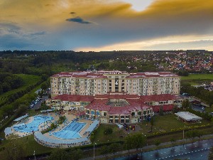 Hotel KAROS SPA wakacje
