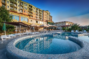 Hotel KAROS SPA wakacje