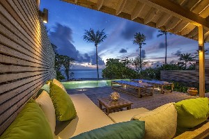 Hotel HURAWALHI wakacje