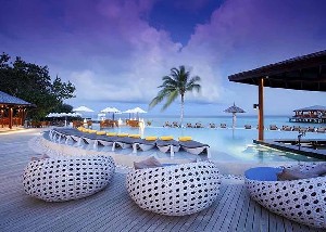 Hotel CENTARA RAS FUSHI RESORT & SPA wakacje