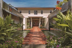 Hotel OBLU XPERIENCE AILAFUSHI wakacje