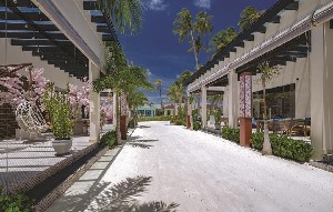 Hotel OBLU XPERIENCE AILAFUSHI wakacje