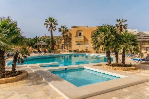 Hotel VILLAGG TAL-FANAL wakacje