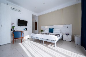 Hotel GILLIERU wakacje