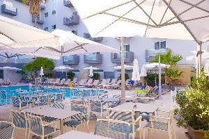 Pool Bar