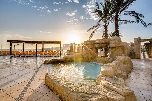 beach club