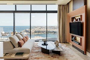 Ultimate Me + Presidential Suite 