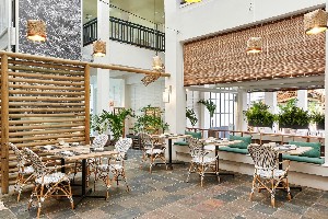 Hotel RAVENALA ATTITUDE wakacje