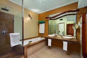 Hotel SHANDRANI BEACHCOMBER RESORT wakacje