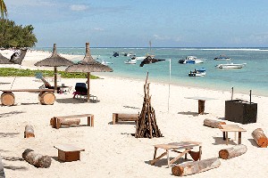 Hotel VILLAS CAROLINE wakacje