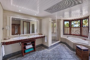 Hotel DINAROBIN BEACHCOMBER GOLF RESORT & SPA wakacje