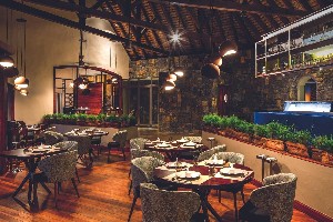 Hotel DINAROBIN BEACHCOMBER GOLF RESORT & SPA wakacje