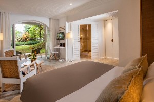 Hotel CANONNIER BEACHCOMBER GOLF RESORT & SPA wakacje