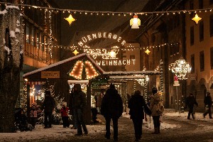 Německo, Bavorsko, Norimberk, Německo, Bavorsko, Regensburg - Pohlednice z adventního Norimberku a Řezna