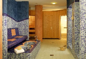 Hotel NH BERLIN ALEXANDERPLATZ wakacje