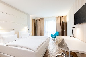 Hotel NH BERLIN ALEXANDERPLATZ wakacje