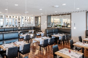 Hotel NH BERLIN ALEXANDERPLATZ wakacje