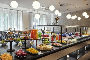 Hotel NH HOTEL BERLIN KURFÜRSTENDAMM wakacje