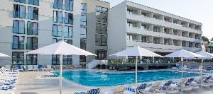 Hotel s bazénem 