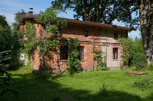 Dům