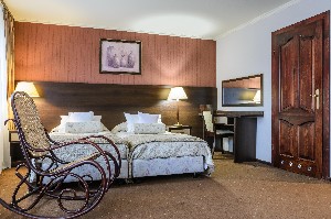 Hotel KORMORAN MEDISPA wakacje