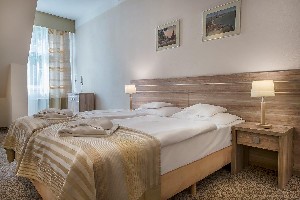 Hotel CESARSKIE OGRODY / KAISERS GARTEN wakacje