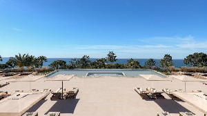 Infinity Pool - Adults Only